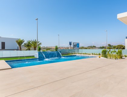 Villa · Obra nueva - Dehesa de Campoamor · Alicante · España