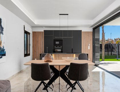 Casa · Obra nueva - La Finca Golf · Alicante · España