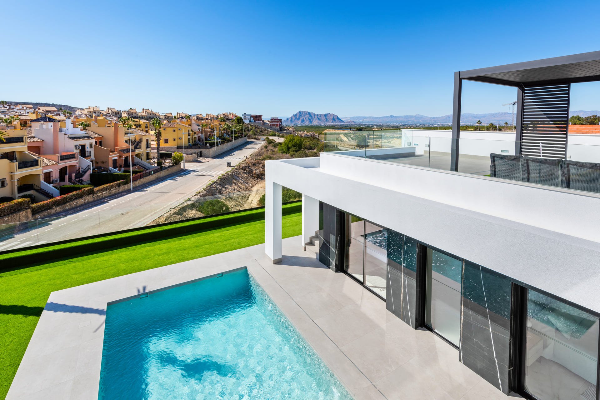 Obra nueva - Casa - La Finca Golf