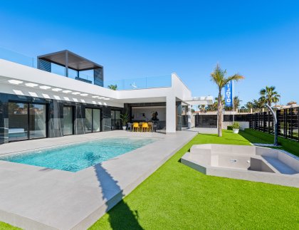 Casa · Obra nueva - La Finca Golf · Alicante · España