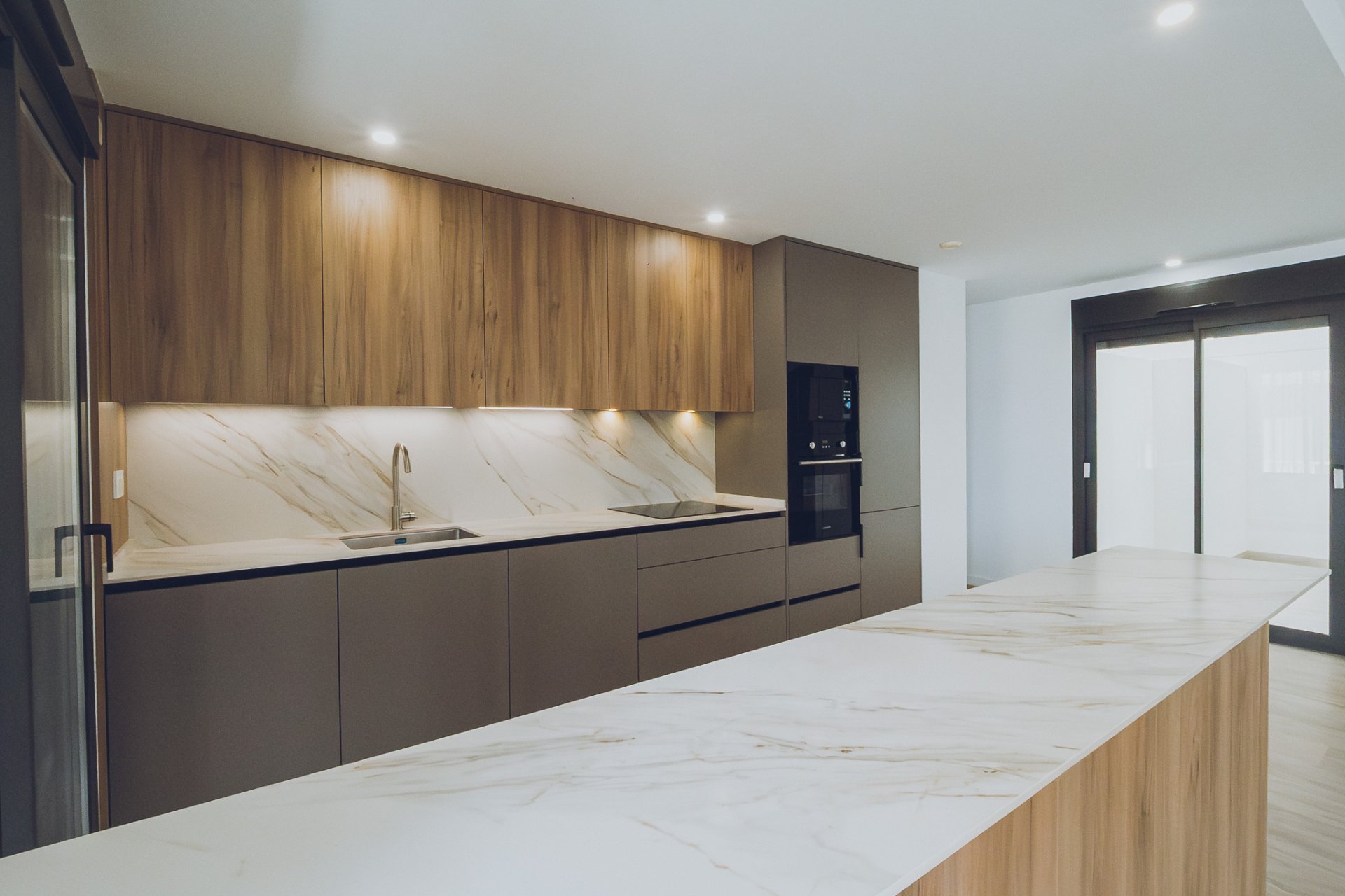 Obra nueva - Apartamento - Redován