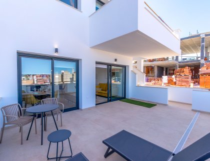 Bungalow · Obra nueva - Torrevieja · Alicante · España