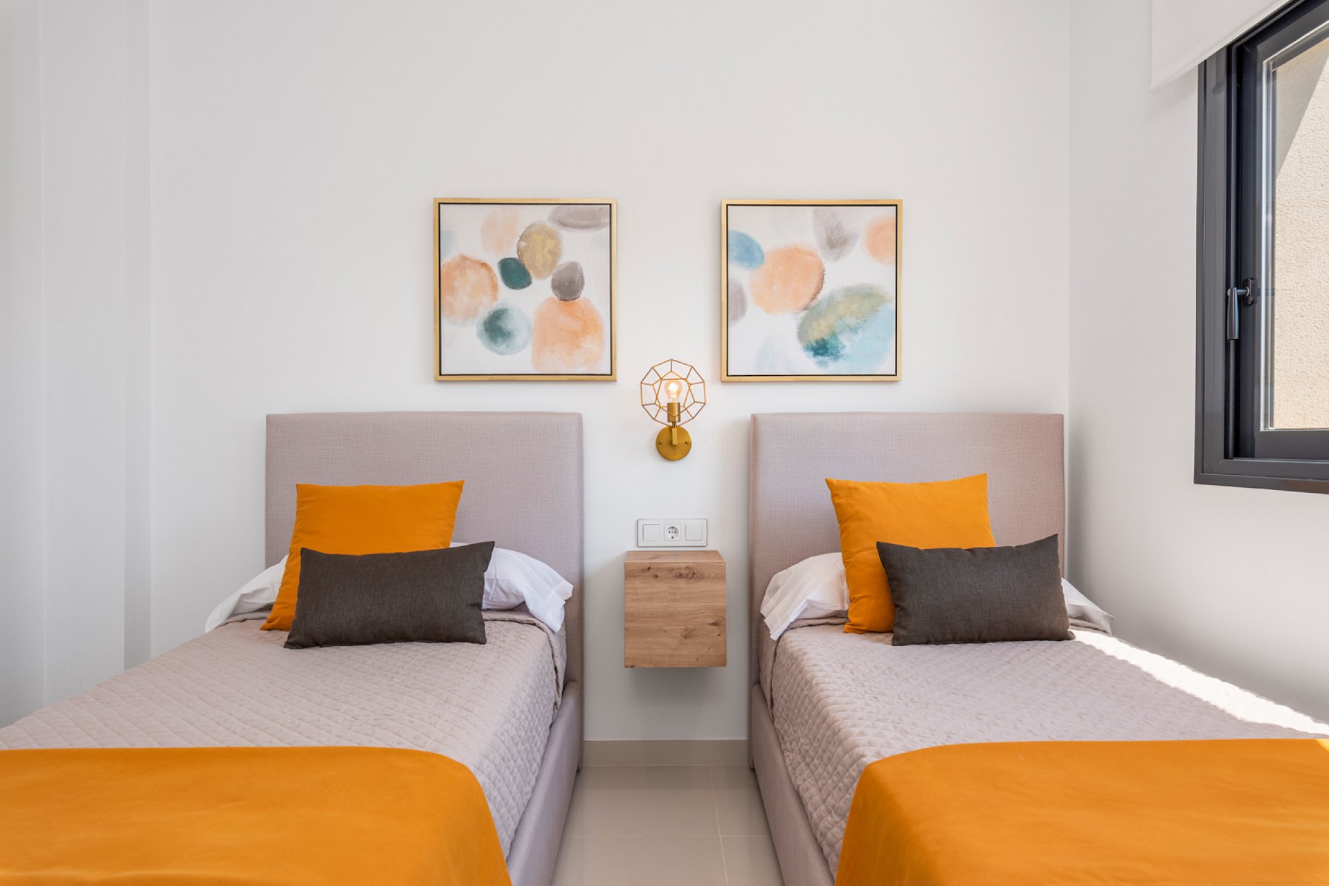 Obra nueva - Casa - Playa Paraiso