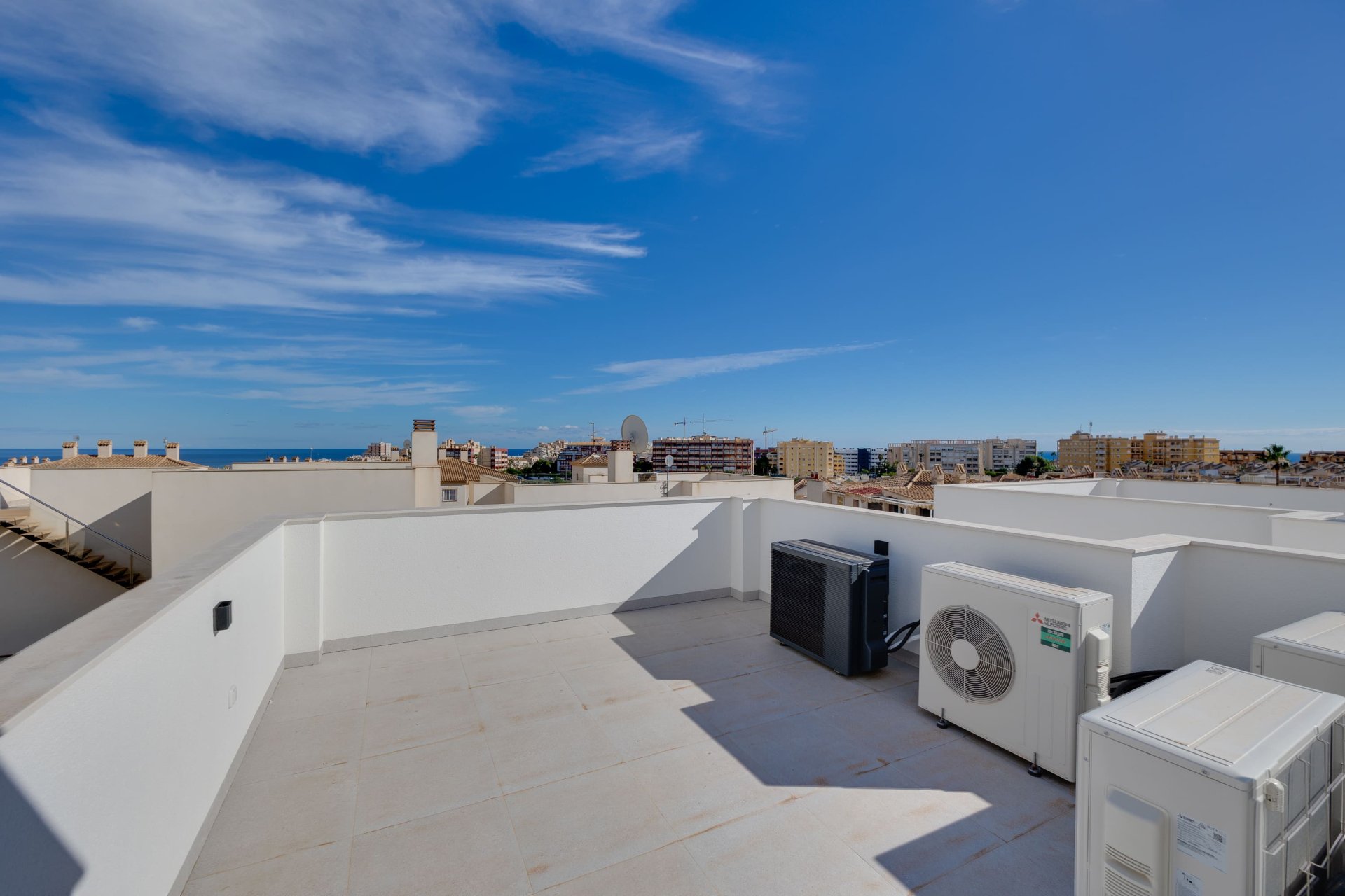 Obra nueva - Casa - Torrevieja