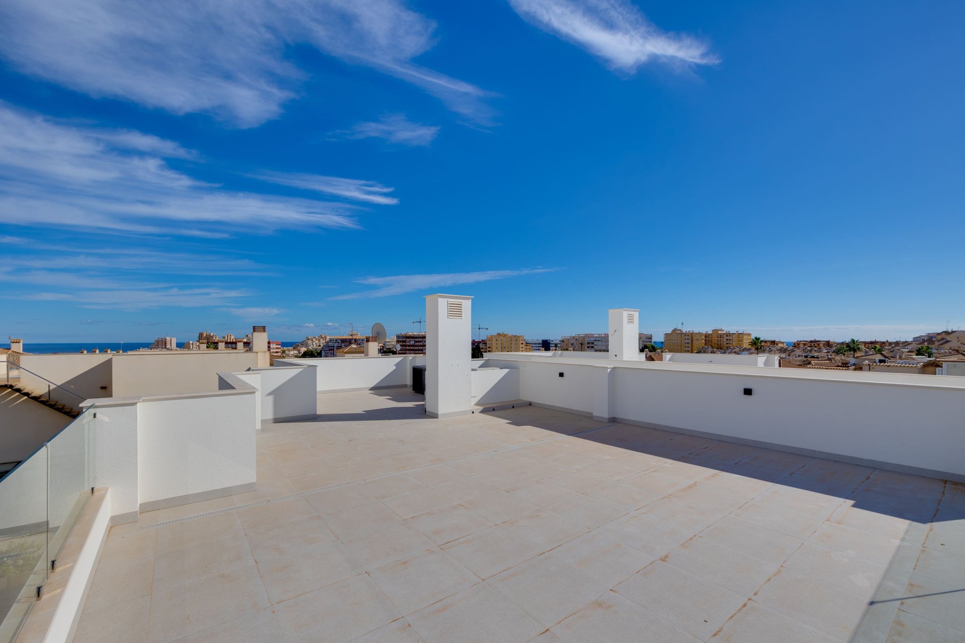 Obra nueva - Casa - Torrevieja