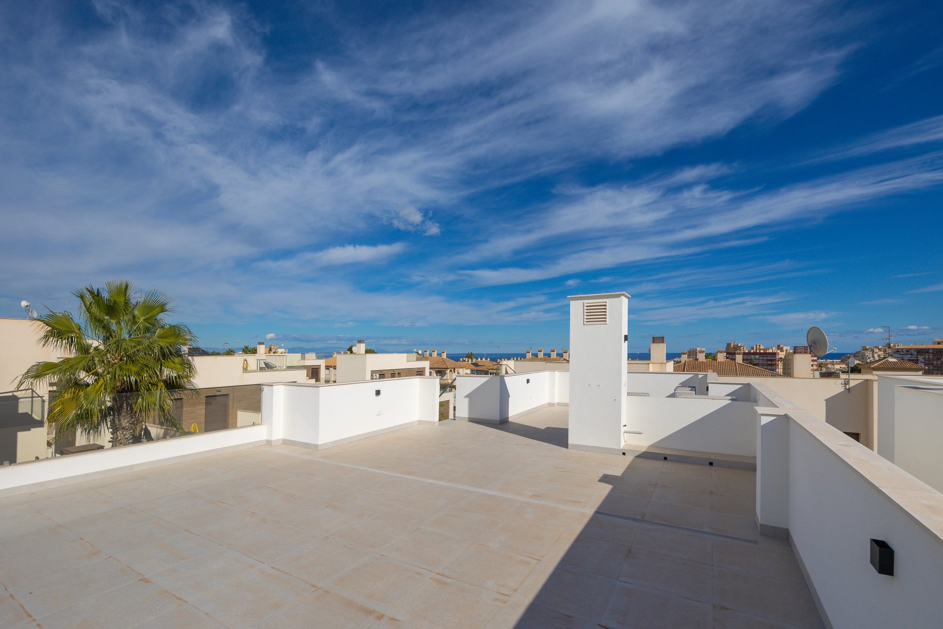 Obra nueva - Casa - Torrevieja