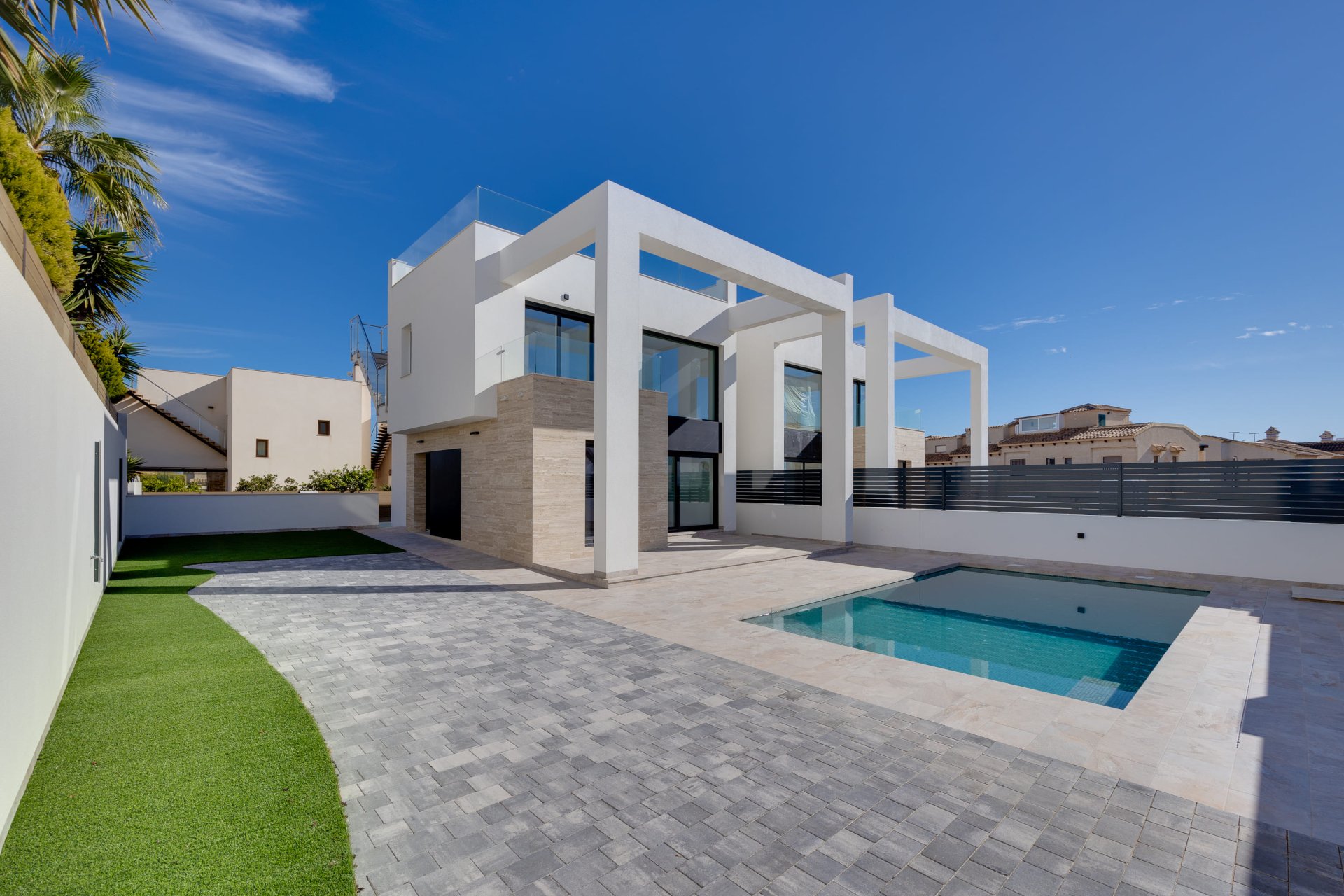 Obra nueva - Casa - Torrevieja