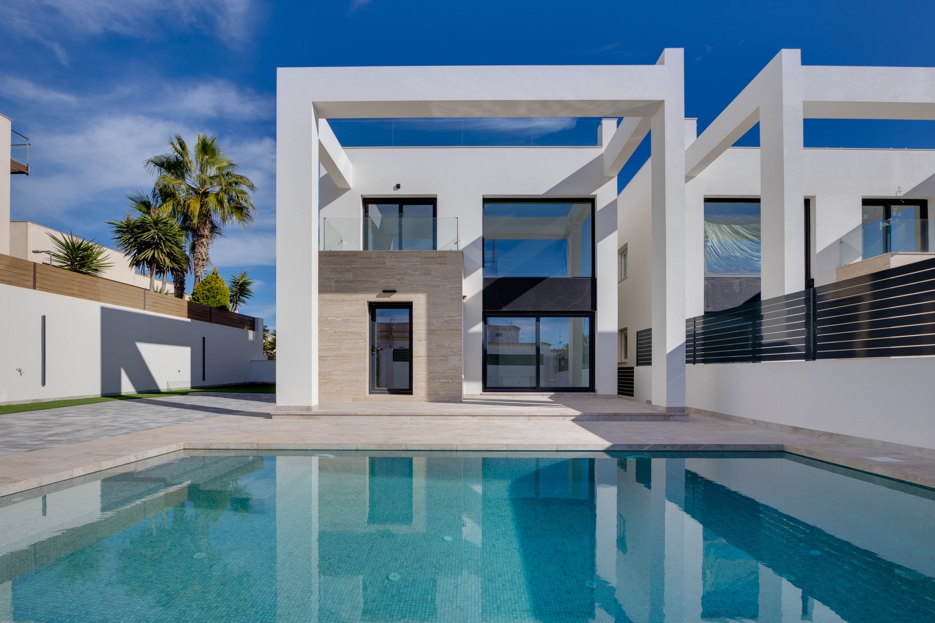 Obra nueva - Casa - Torrevieja