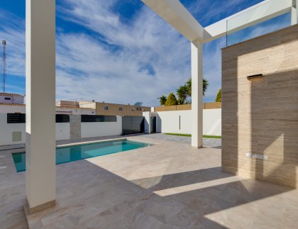 Casa · Obra nueva - Torrevieja · Alicante · España