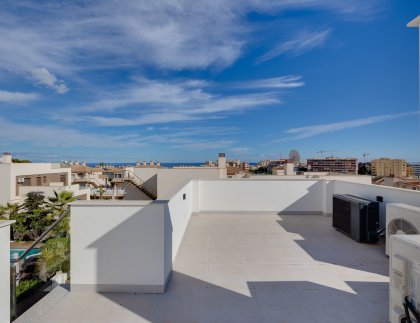 Casa · Obra nueva - Torrevieja · Alicante · España