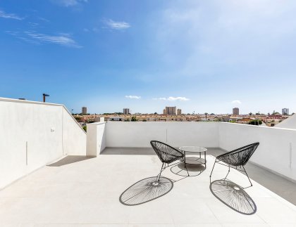 Casa · Obra nueva - Los Alcázares · Murcia · España