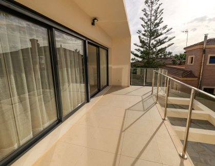 Villa · Obra nueva - Torrevieja · Alicante · España