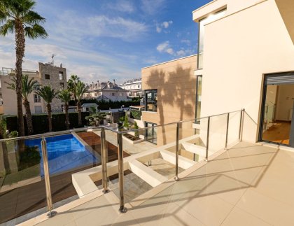 Villa · Obra nueva - Torrevieja · Alicante · España