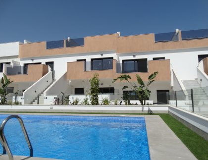 Bungalow · Obra nueva - Pilar de la Horadada · Alicante · España