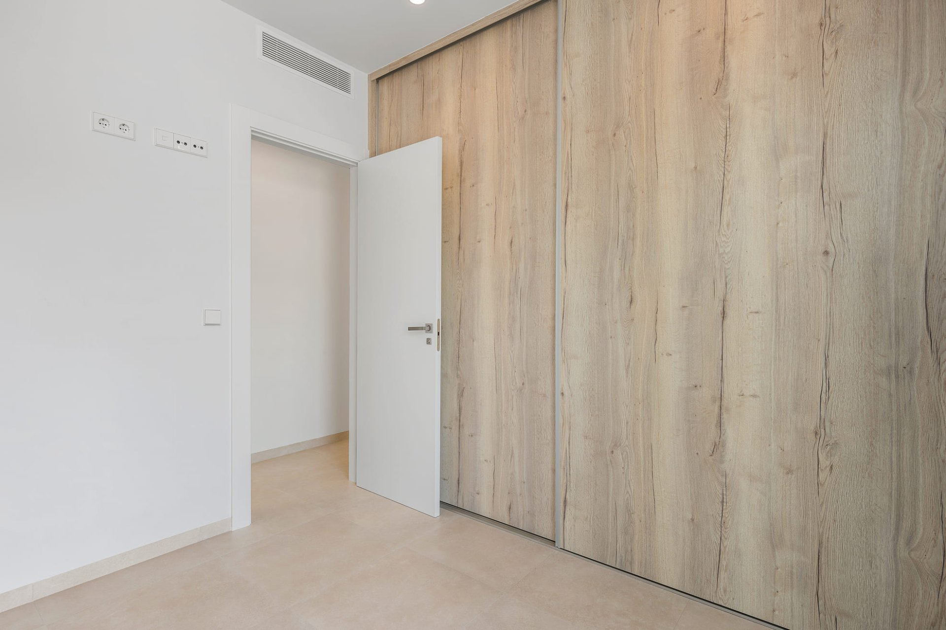 Obra nueva - Casa - Los Alcázares