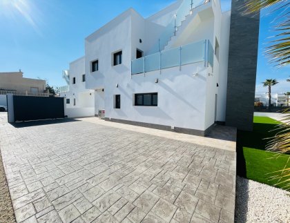 Casa · Obra nueva - Torrevieja · Alicante · España