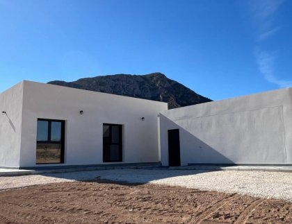 Casa · Obra nueva - La Canalosa · Alicante · España