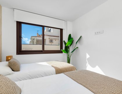 Villa · Obra nueva - Mil Palmeras · Alicante · España