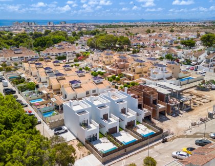 Villa · Obra nueva - Mil Palmeras · Alicante · España