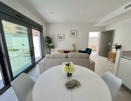 Casa · Obra nueva - Villamartin · Alicante · España