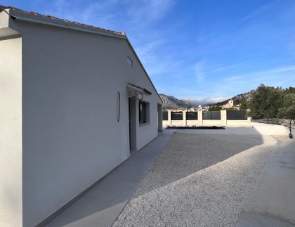 Casa · Obra nueva - Penáguila · Alicante · España